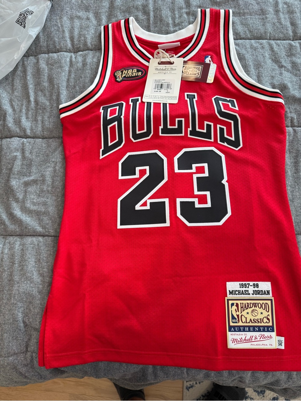 Mitchell & Ness Jordan Chicago Bulls #23 Red Jersey- Size small NWT AUTHENTIC